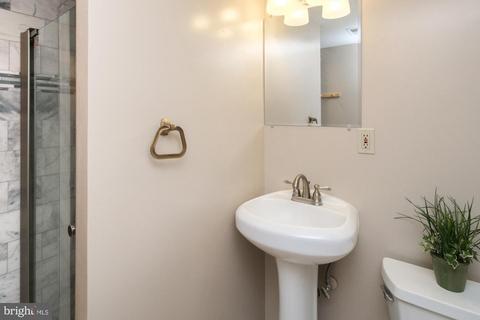 8505 Fairburn Dr, Springfield, VA 22152 photo 49