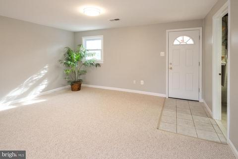 8505 Fairburn Dr, Springfield, VA 22152 photo 36
