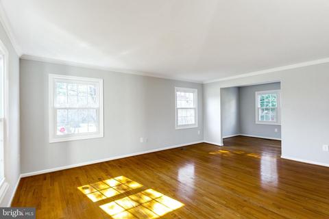 6501 Ursline Ct, Mclean, VA 22101 photo 4