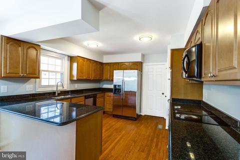 6501 Ursline Ct, Mclean, VA 22101 photo 11
