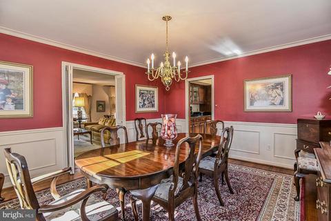 8415 Brook Rd, Mclean, VA 22102 photo 13
