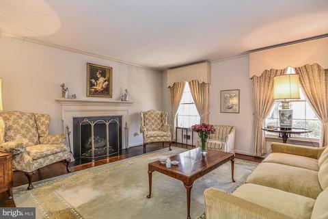 8415 Brook Rd, Mclean, VA 22102 photo 10