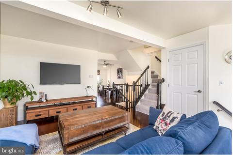 6401 Racetec Ct, Springfield, VA 22150 photo 4