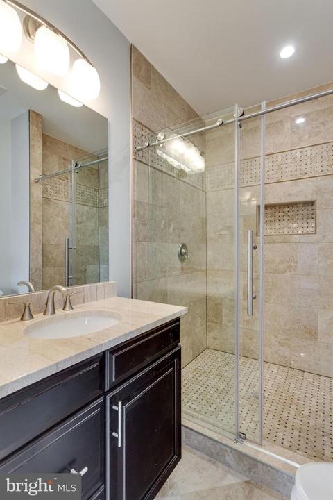 6809 Lumsden St, Mclean, VA 22101 photo 44