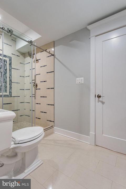 6809 Lumsden St, Mclean, VA 22101 photo 89