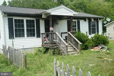 1025 Dry Bread Rd, Emporia, VA 23847