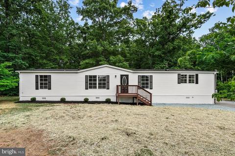 5151 Shannon Hl, Kents Store, VA 23084