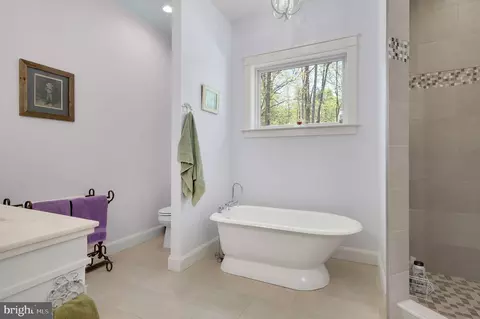 Bath - 5000 Double Eagle Dr, Louisa, VA 23093 photo 1 of 6