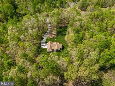 View/Area - 5000 Double Eagle Dr, Louisa, VA 23093 photo 5 of 5