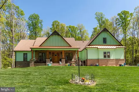 5000 Double Eagle Dr, Louisa, VA 23093