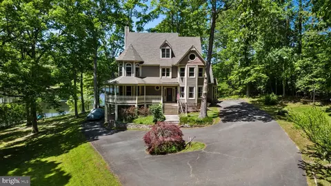 4070 Lake Killarney, Gum Spring, VA 23065