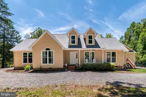 3485 Tabscott Rd, Columbia, VA 23038