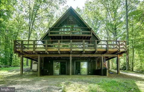 5322 Woodstone Ct, Louisa, VA 23093