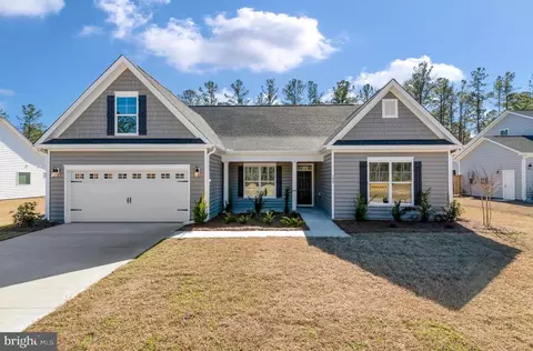 3708 Rocketts Ridge Dr, Sandy Hook, VA 23153