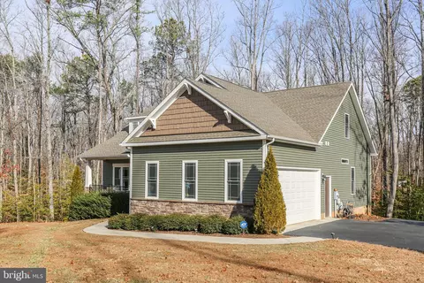2804 Preston Park Way, Sandy Hook, VA 23153 photo 2