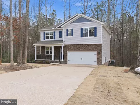 8685 Thomas Jefferson Way, Gloucester, VA 23061