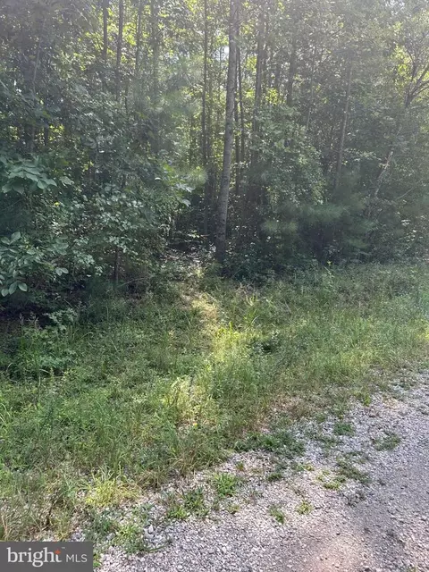 00 Runninghorse Ln, Gloucester, VA 23061 photo 3