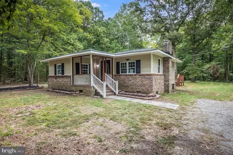 17360 Hewlett Rd, Beaverdam, VA 23015