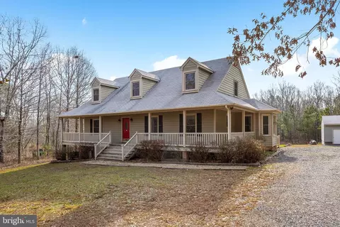 19065 Bent Oak Ln, Bumpass, VA 23024