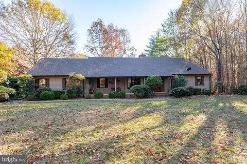 14445 Kings Grant Ln, Doswell, VA 23047
