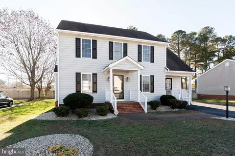 6307 Greystone Creek Rd, Mechanicsville, VA 23111
