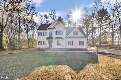 10998 Elmont Woods Dr, Glen Allen, VA 23059