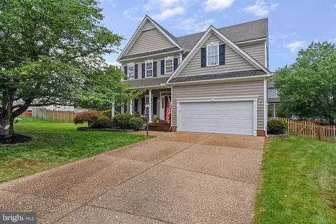 9032 Fascine Ct, Mechanicsville, VA 23116