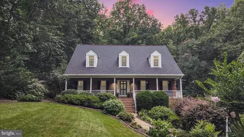 9439 Laurel Grove Rd, Mechanicsville, VA 23116