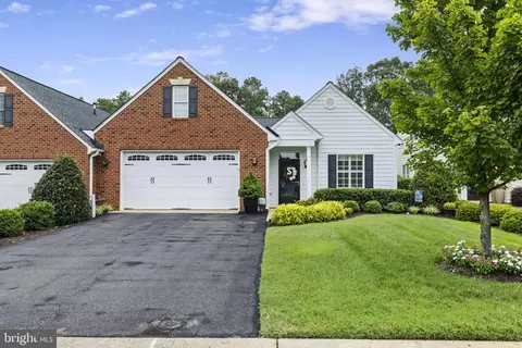 10112 Forrest Patch Dr, Mechanicsville, VA 23116