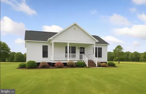 17810 Tyler Station Rd, Beaverdam, VA 23015