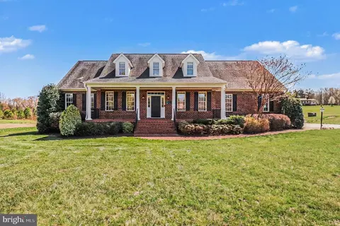 16225 Parrish Farm Rd, Montpelier, VA 23192