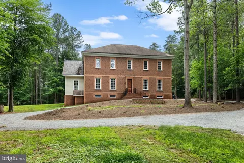 13173 Scotchtown Rd, Beaverdam, VA 23015