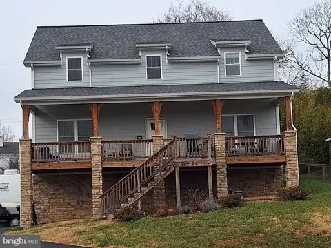 345 S Willow St, Harrisonburg, VA 22801