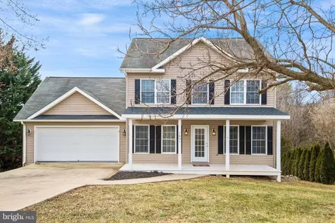 1851 Rhianon Ln, Harrisonburg, VA 22801