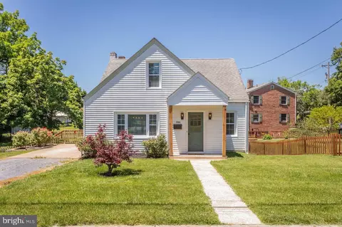 131 S Willow St, Harrisonburg, VA 22801
