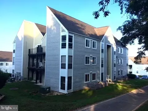 1384 Hunters Rd #E, Harrisonburg, VA 22801