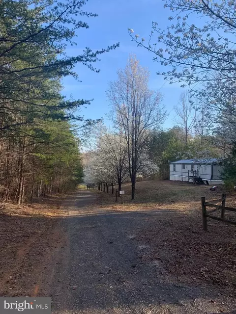 230 Kilby Rd, Martinsville, VA 24112 photo 18