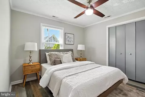 Bedroom - 106 Lighthouse Dr, Hampton, VA 23664 photo 1 of 9