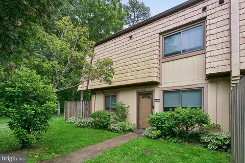 Exterior - 1432 Granada Ct, Hampton, VA 23630 photo 1 of 3