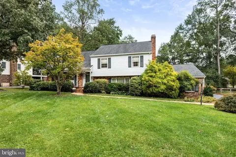 1603 Camelot Dr, Henrico, VA 23238