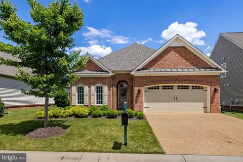 6715 Donahue Dr #64, Glen Allen, VA 23059