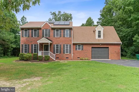 8330 Bradbury Rd, Henrico, VA 23238