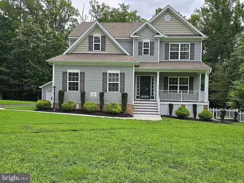 5101 Jenkins Forest Ln, Sandston, VA 23150