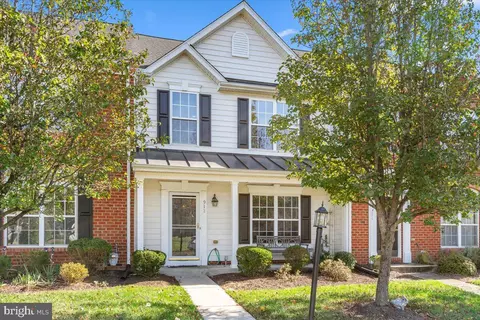 912 Pale Moon Dr, Glen Allen, VA 23059