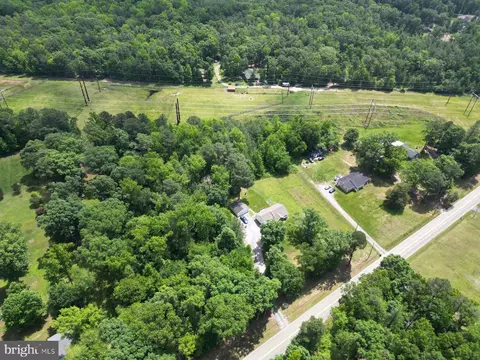 8675 Strath Rd, Richmond, VA 23231 photo 4