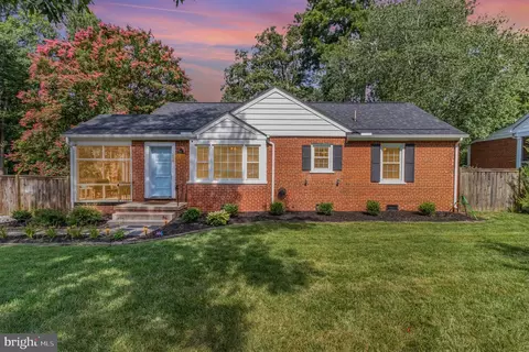 1200 Blue Jay Ln, Henrico, VA 23229