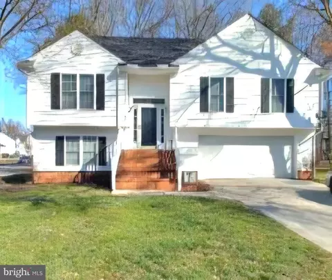 3904 Shillingford Dr, Richmond, VA 23223