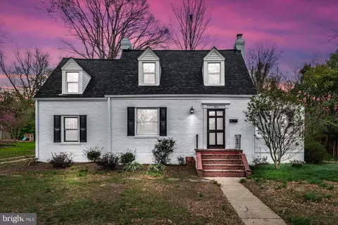 5806 S Crestwood Ave, Richmond, VA 23226