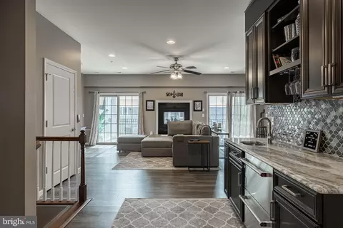 3906 Village Commons Walk, Glen Allen, VA 23060