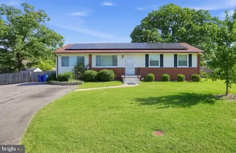 9723 Stockbridge Dr, Henrico, VA 23228